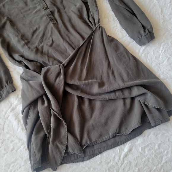 Saks Fifth Avenue Dress - Picture 3 of 7